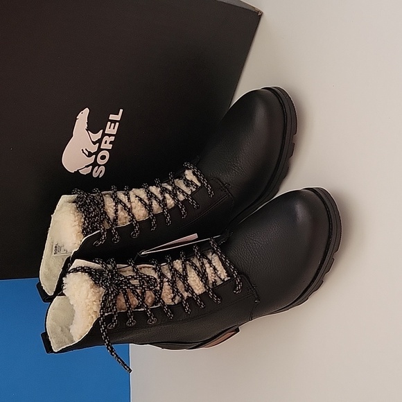 Sorel Shoes - Sorel Emelie Short Lace Cozy